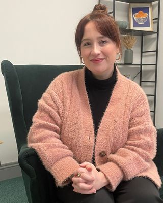 Photo of Kate Waters, Psychotherapist, MIACP