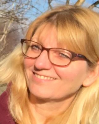 Photo of Frances Matthews - Frances Matthews CBT, Psychotherapist, MBABCP