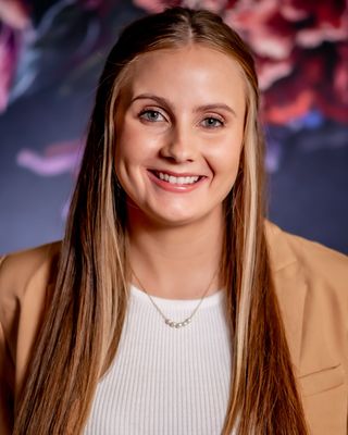 Photo of Kenzie Langford, Clinical Social Work/Therapist, LCSW
