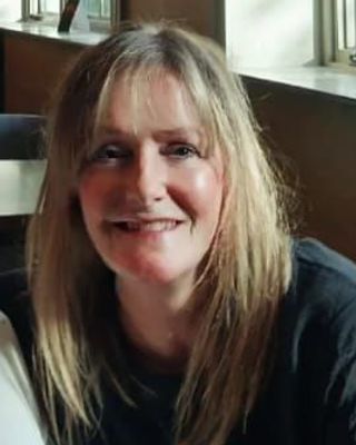 Photo of Lorraine Jude Rossiter, Psychotherapist, MA, MIACP