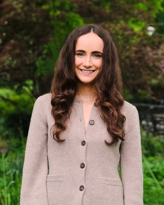 Photo of Olivia Reasoner, MHC