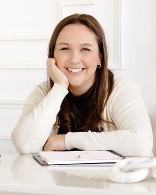 Photo of Laura Osorio, Registered Psychotherapist, MA, RP