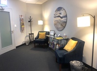 Gallery Photo of Inside the waiting room area for Jami Pugh's office at Counseling & Art Therapy Center of Chicago in Downtown Chicago near Millenium Station.