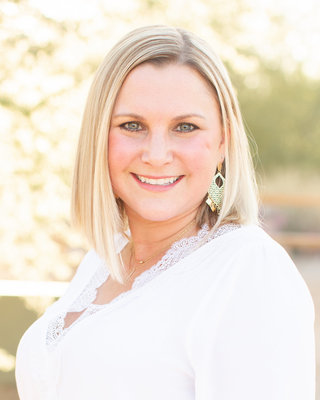 Photo of Heather Stromley Brosseau, LPC, Licensed Professional Counselor in Chandler