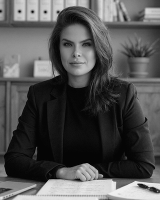 Photo of Shena Fatemi, Marriage & Family Therapist Associate, AMFT