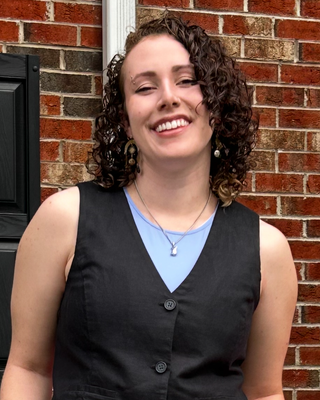 Photo of Alex Lesniak, Pre-Licensed Professional