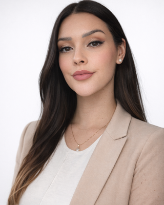 Photo of Damaris Contes, Licensed Mental Health Counselor, LMHC