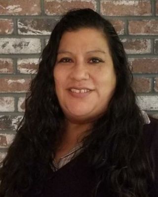 Photo of Claudia Diaz, Marriage & Family Therapist, MS, LMFT