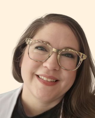 Photo of Alissa Carver, Psychiatric Nurse Practitioner, MSN, PMHNP-