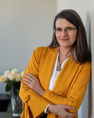 Photo of Isabella Scapini-Burrell, Clinical Social Work/Therapist, LCSW