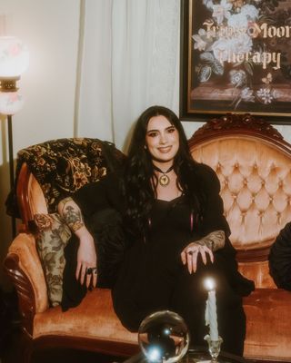 Photo of Savannah Honarbakht, Marriage & Family Therapist, MS, LMFT