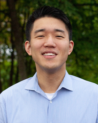 Photo of Daniel Hong, Mental Health Counselor in Washington
