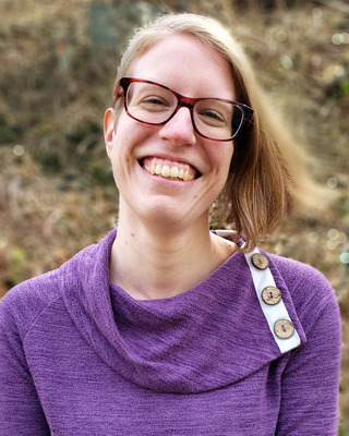 Photo of Emily Loeb, PhD, Psychologist in Crozet