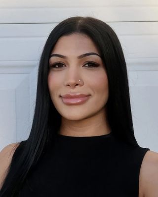 Photo of Uma Thusu, Registered Psychotherapist (Qualifying)