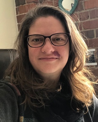 Photo of Erin Hoffman, Clinical Social Work/Therapist, MHHS, MSW, LISW