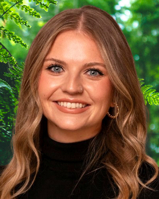 Photo of Maddy Rosas, Marriage and Family Therapist Candidate, M.A., MFTC