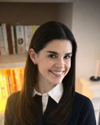 Photo of Dr Aine Sutton, Psychologist, HCPC - Ed. Psych.