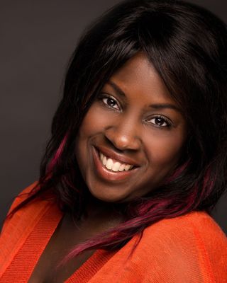 Photo of Dr Nadine Taylor, Psychologist, PsychD, HCPC - Clin. Psych.