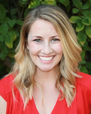 Photo of Nikki Schlundt, Licensed Professional Counselor in Phoenix, AZ
