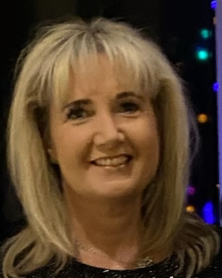 Photo of Simone Russell, Psychotherapist in Barnet, England