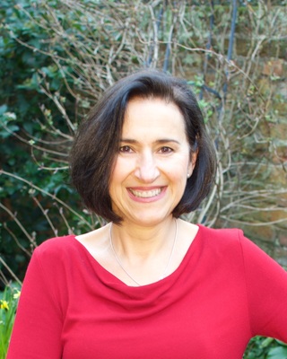 Photo of Andrea Thomas, Psychotherapist in BH10, England