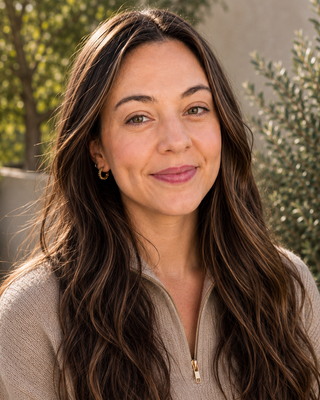 Photo of Jaclyn Allman, Marriage & Family Therapist, LMFT, JD