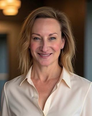 Photo of Laura Elizabeth Foster, Counselor, MA, LCPC, AT