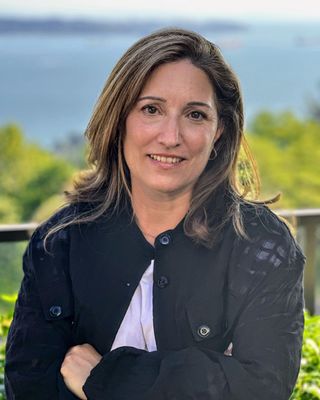 Photo of Leanne Warner, Counsellor, MA, RCC