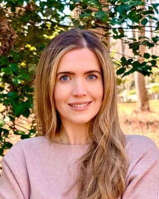 Photo of Julia Baumgardner Chung, Clinical Social Work/Therapist, LCSW, LICSW