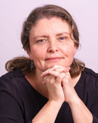 Photo of Karen Guitman, Registered Psychotherapist in Toronto, ON