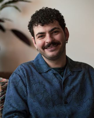 Photo of Yonah London, Pre-Licensed Professional, AMFT