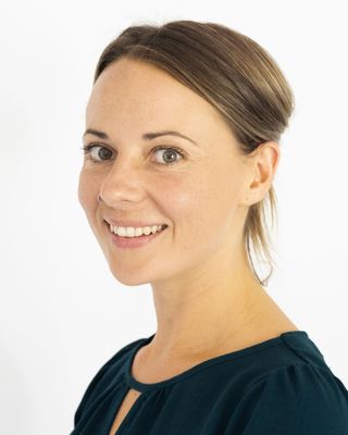 Photo of Hannah Woods, Counsellor in Sydney, NSW