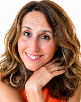 Photo of Maria Teresa Delgado Domingo, Psychotherapist, Pre-Accredited Member IACP