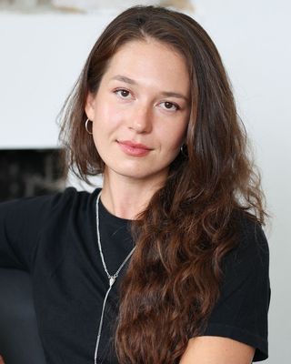 Photo of Valeria Onoszko, Registered Nurse Psychotherapist in Toronto, ON