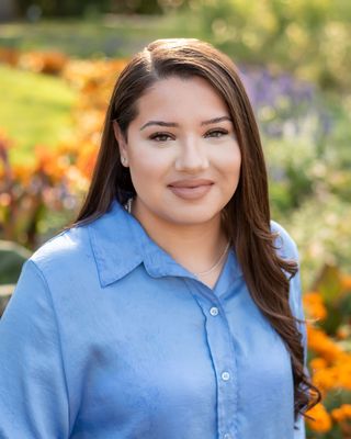 Photo of Nicolle Uribe, Pre-Licensed Professional, MA