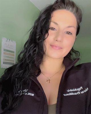 Photo of Tiffany Bonini, Psychiatric Nurse Practitioner