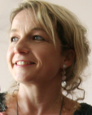 Photo of Silé Ormrod, Psychotherapist, MBACP