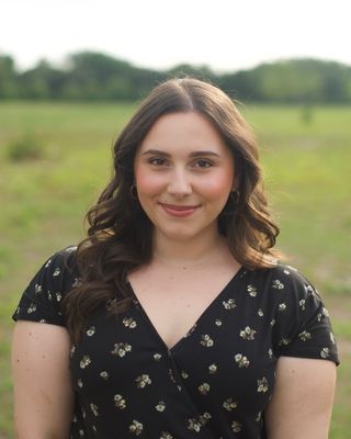 Photo of Edna Heqimi, Marriage & Family Therapist Intern, MA, RMFTI