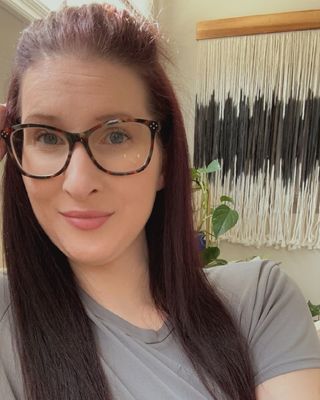 Photo of Jenna Pluard, Clinical Social Work/Therapist, LCSW