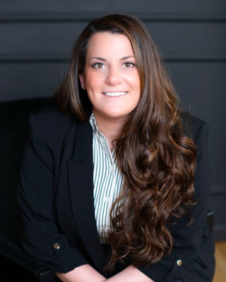 Photo of Dr. Lindsay Okonowsky, Psychologist, PhD