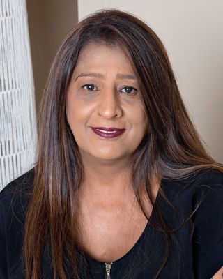 Photo of Roz Sayani, Counsellor in British Columbia