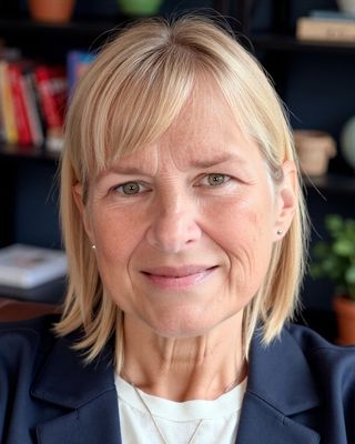 Photo of Lori Marie Robicheau, Clinical Social Work/Therapist, LICSW
