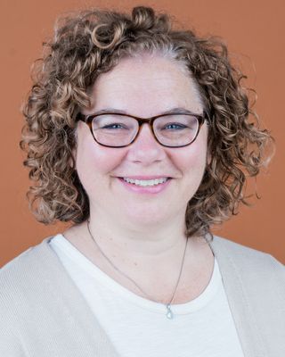 Photo of Sara Pulins, Registered Psychotherapist (Qualifying), MACP, BA