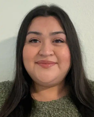 Photo of Yessenia Barajas, Pre-Licensed Professional, MSW, ACSW
