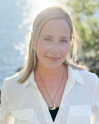 Photo of Leah Munday, Counsellor, BScOT, MA, RCC