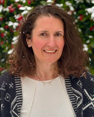 Photo of Beth Manns, Clinical Social Work/Therapist, MSW, LCSW