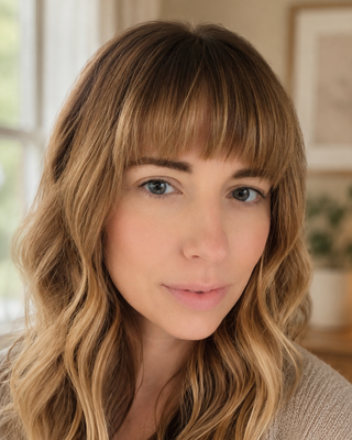Photo of Stephanie Elliott, Pre-Licensed Professional, BS HDFS, MA CMHC
