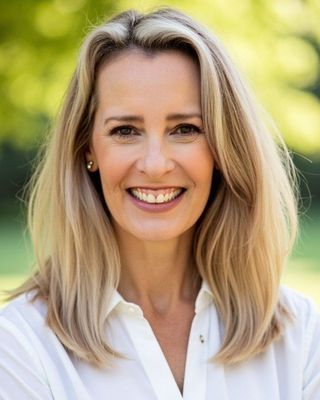 Photo of Nicole Grocki, Marriage & Family Therapist, MS, LMFT, LCMFT