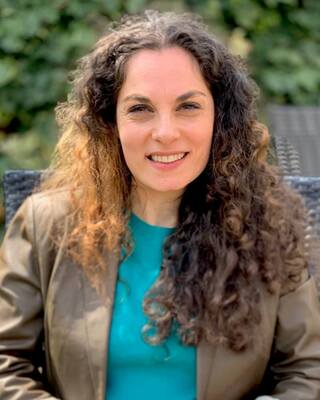 Photo of Dr Mona Michels, DCounsPsych, Psychologist in Borehamwood