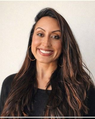 Photo of Vanessa Nievesct - Vanessa Nieves, LMFT, Marriage & Family Therapist, LMFT